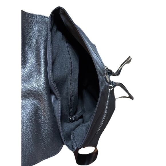 Botkier NWT Trigger Mini Nylon Purse Small Bag Backpack Black New Logo Zips - Picture 9 of 11